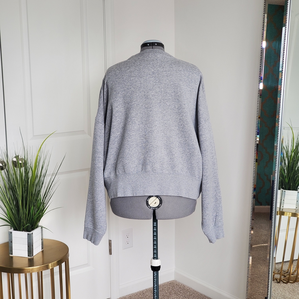 Nike Women's Oversized Crewneck Sweatshirt, Gray (Size L) - Picture 3 of 7